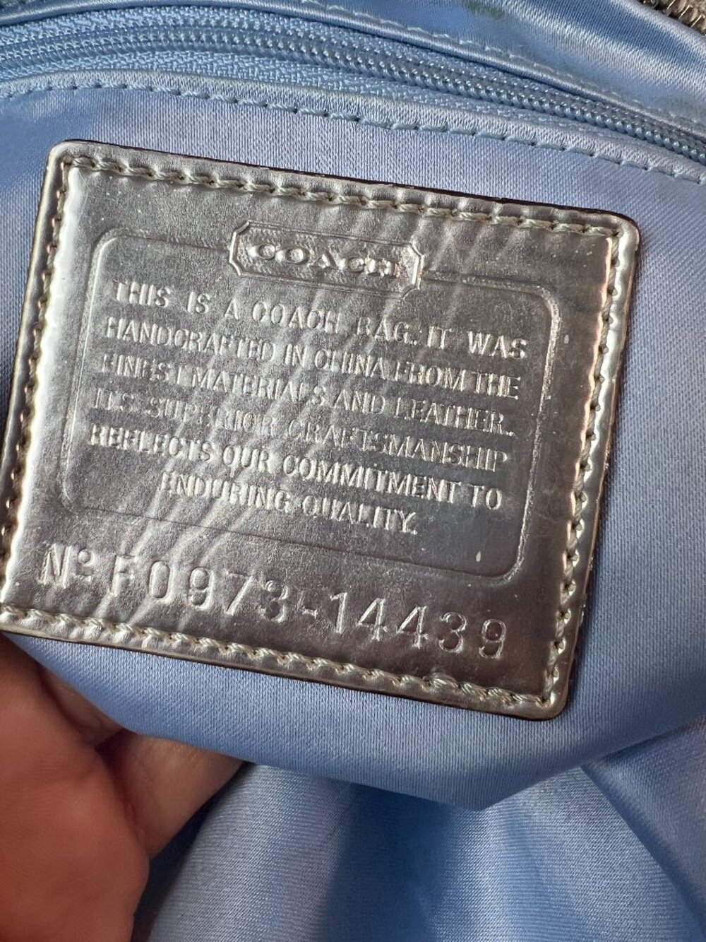 Coach Poppy Signature White/Silver Shoulder Bag Purse 14439 - Picture 2 of 8